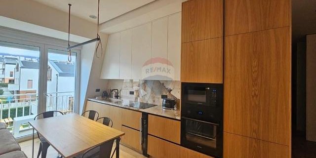 Apartament luksoz 2+1+2 me qera tek Joy Residence