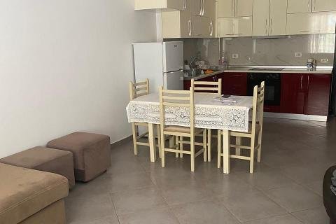 Qera 2+1 Kodra Diellit - Pallat i Ri.