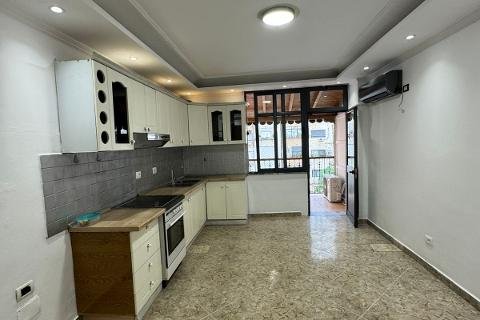 APARTAMEMT 3+1+2 PRANE PALLATIT ME SHIGJETA 500 €